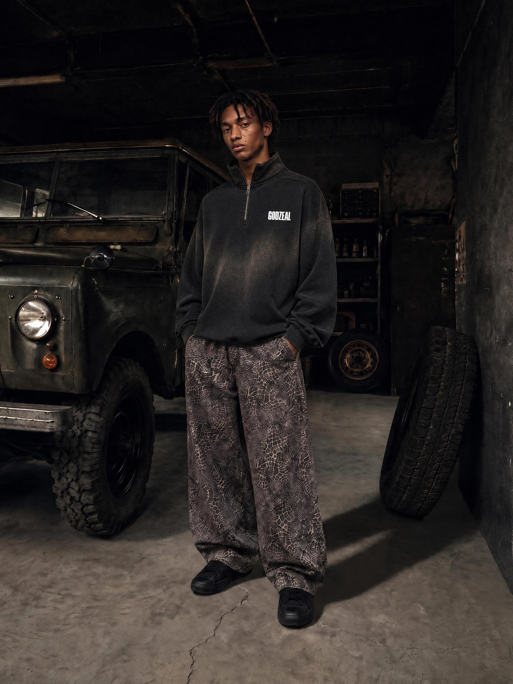 GODZEAL Quarter-Zip